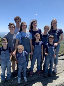 family of 10 children at Grandfather Mountain