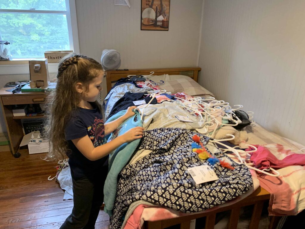 6 year old organizing clothes